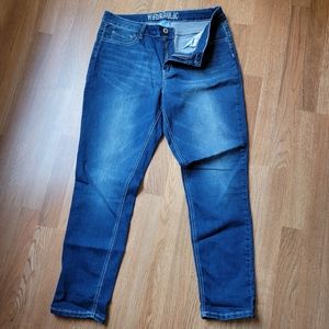 16 Hydraulic Jeans